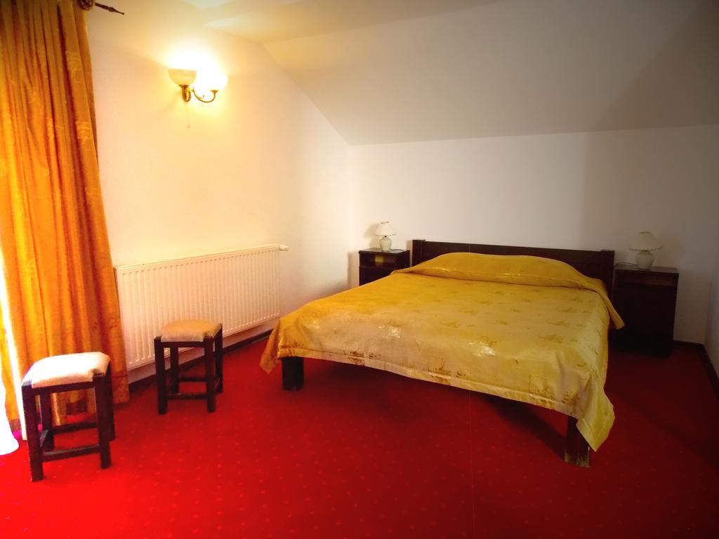 Casa Olteanu Pension Moieciu de Jos Cameră foto